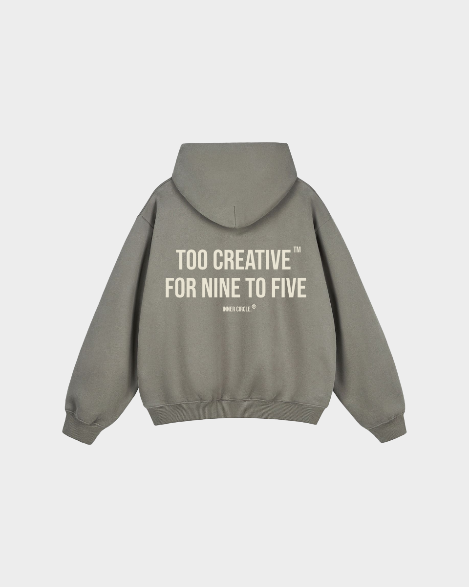 Too creative for nine to five - Boxy Hoodie